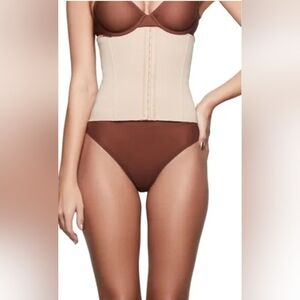 Skims neoprene waist trainer